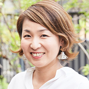 スタッフの画像: Kiyomi Hijiya