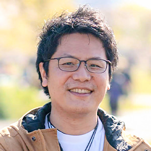 スタッフの画像: Yujiro Yamashita